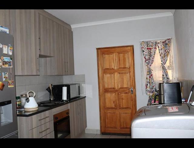 2 BEDROOM APARTMENT FOR SALE IN BRAKPAN NORTH